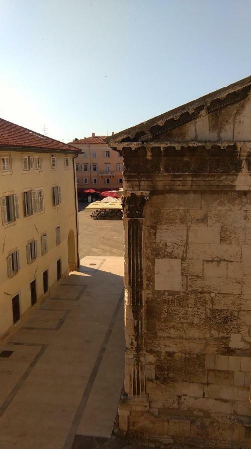 Central Augustus App Pula Exterior foto